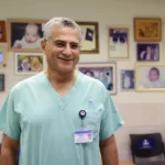 פרופ' פואד עאזם, רופא בכיר באיכילוב, מתייחס לסערת הצוותים הערבים בבית החולים רמב"ם