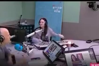 גיא פלג ושקד מורג במהלך השידור ב-103FM